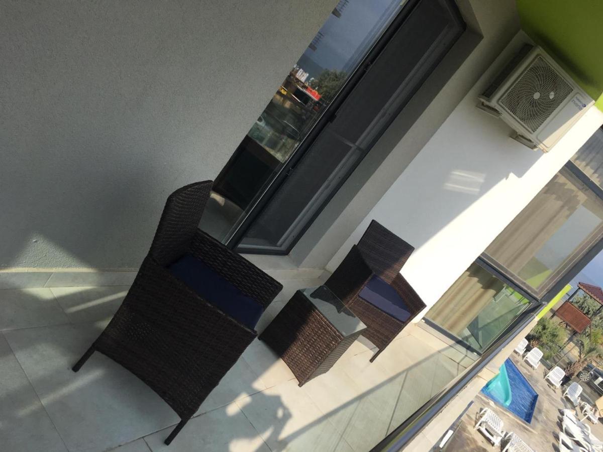 Umi Apartment Alezzi Resort Năvodari Exterior foto